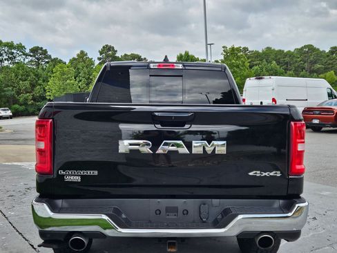Used 2025 RAM 1500 Laramie AWD/4WD image 6