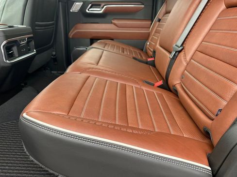 Used 2024 GMC Sierra 1500 Denali Ultimate image 21