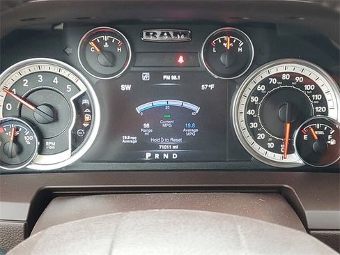 Used 2016 RAM 1500 Laramie w/ Convenience Group image 21