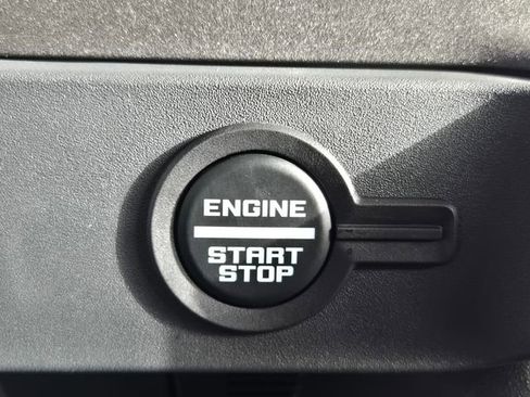 New 2025 Ford Bronco 4-Door image 22