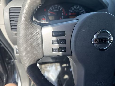 Used 2018 Nissan Frontier SV w/ Value Truck Package AWD/4WD image 17