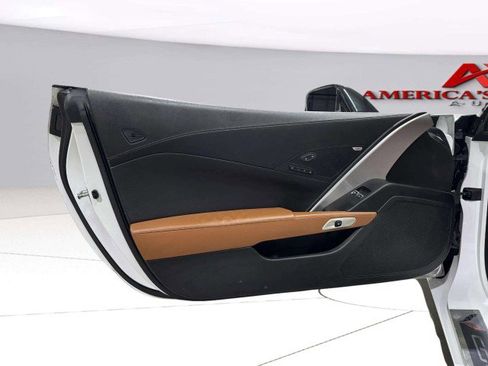 Used 2014 Chevrolet Corvette Stingray Convertible w/ 2LT Preferred Equipment Group image 25