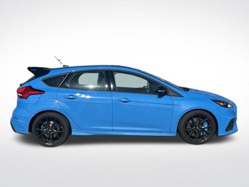 Used 2018 Ford Focus RS AWD/4WD image 9