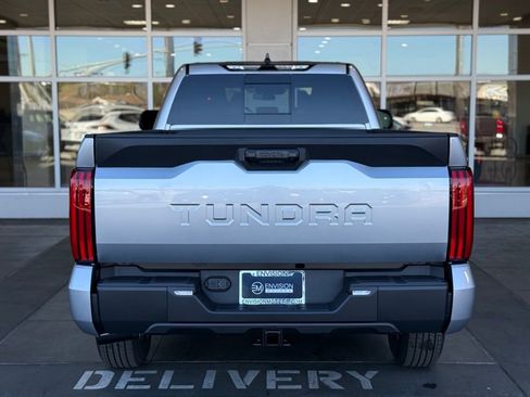 New 2026 Toyota Tundra SR image 10