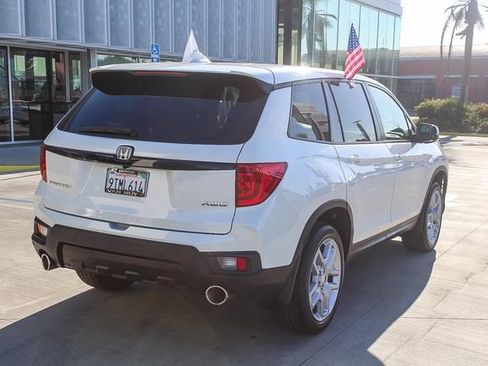 Used 2025 Honda Passport EX-L image 5