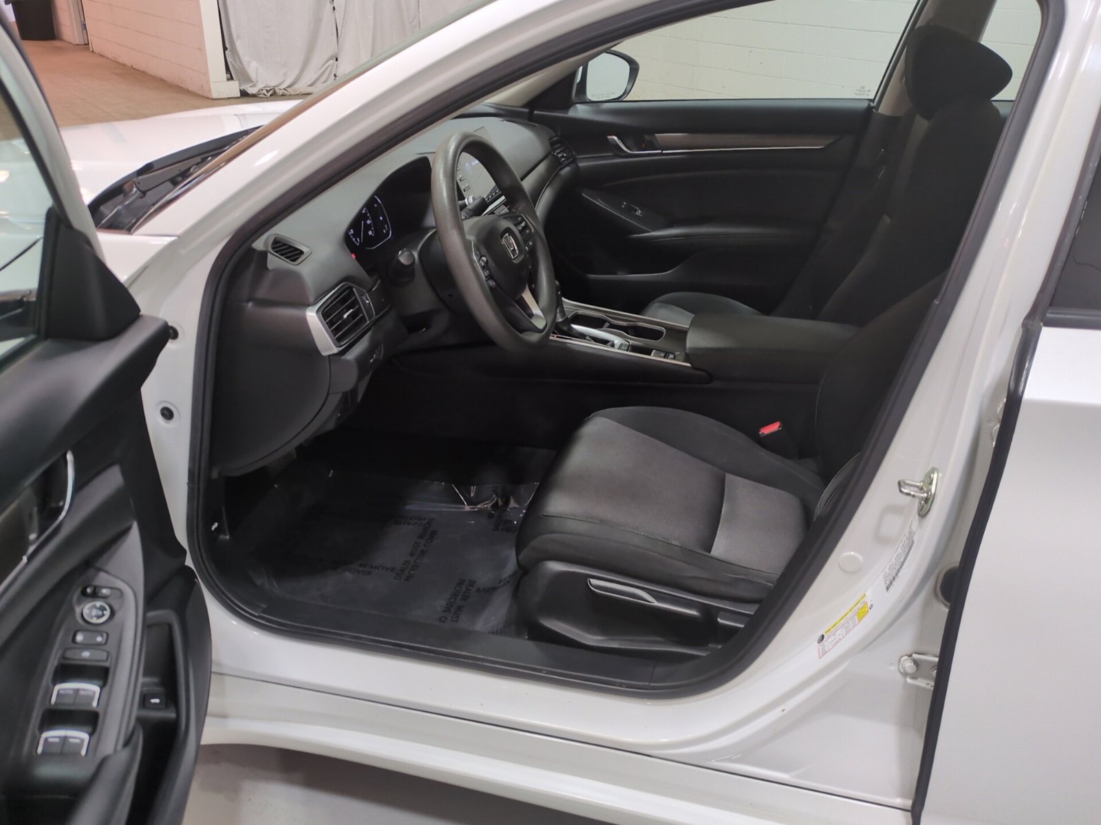 Used 2019 Honda Accord LX image 15