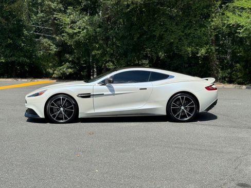 Used 2014 Aston Martin Vanquish Coupe RWD image 6