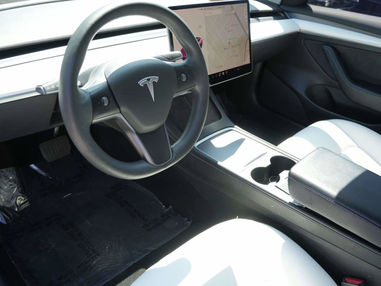 Used 2021 Tesla Model 3 Long Range AWD/4WD image 16