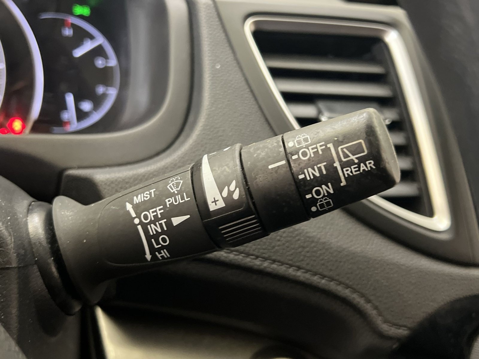 Used 2015 Honda CR-V EX image 37