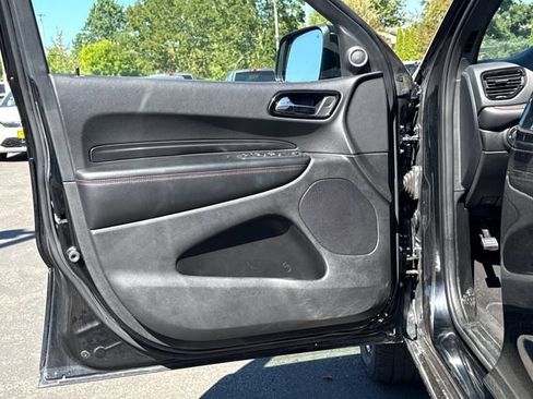 Used 2025 Dodge Durango GT AWD/4WD image 16