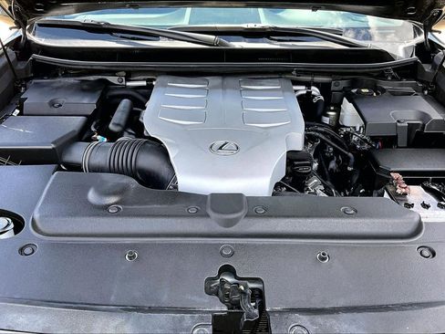 Used 2023 Lexus GX 460 Premium w/ Premium Package image 32