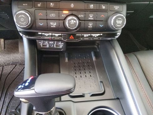 Used 2025 Dodge Durango R/T AWD/4WD image 29