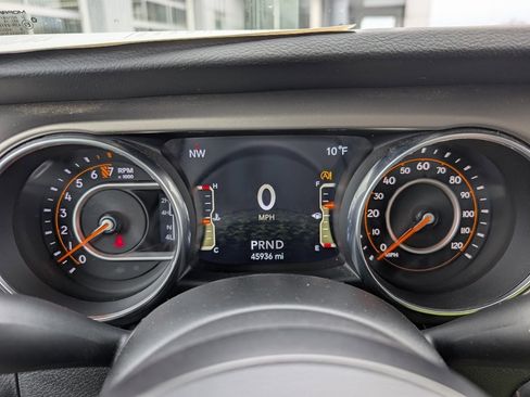Used 2018 Jeep Wrangler Sport S image 23