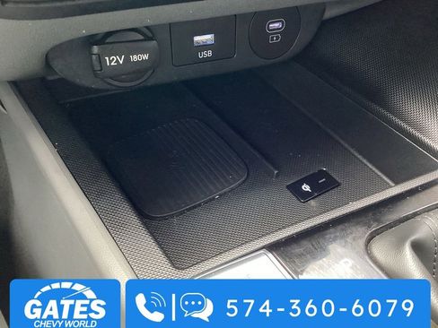 Used 2025 Hyundai Elantra SEL FWD image 20