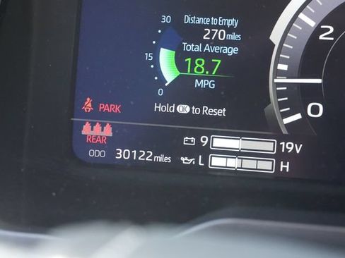 Used 2025 Toyota Tundra Limited AWD/4WD image 30