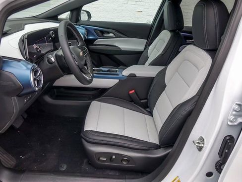 New 2026 Chevrolet Equinox EV LT w/ Convenience Package II FWD image 14