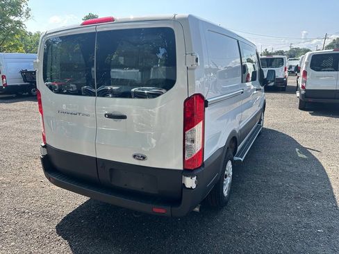 Used 2025 Ford Transit 250 Low Roof w/ Exterior Upgrade Package RWD image 9