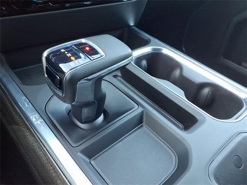 Used 2023 Chevrolet Silverado 1500 RST image 14