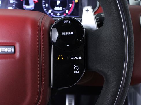 Used 2022 Land Rover Range Rover Sport HST image 23