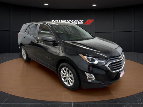 Used 2021 Chevrolet Equinox LS w/ LS Convenience Package AWD/4WD image 1