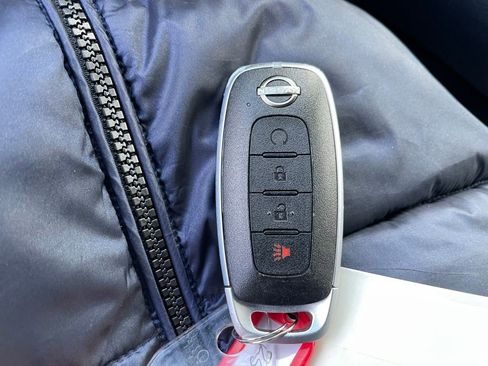 Certified 2023 Nissan Rogue SV AWD/4WD image 27