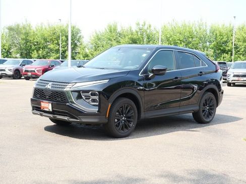 Used 2026 Mitsubishi Eclipse Cross LE AWD/4WD image 2