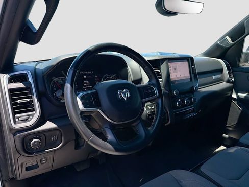 Used 2022 RAM 1500 Big Horn AWD/4WD image 9