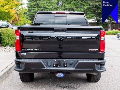 Used 2023 Chevrolet Silverado 1500 RST w/ Convenience Package II AWD/4WD image 4