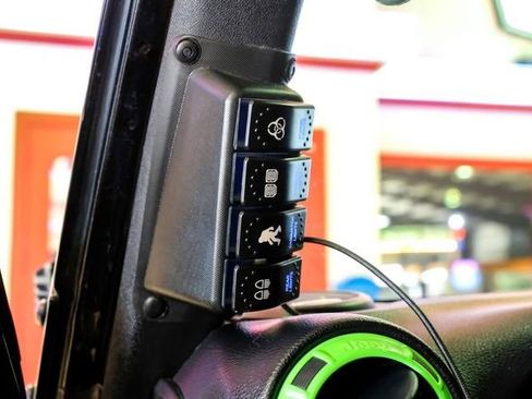 Used 2016 Jeep Wrangler Sport image 24