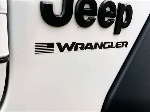 Used 2023 Jeep Wrangler Sport image 8