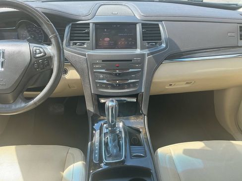 Used 2013 Lincoln MKS FWD image 20