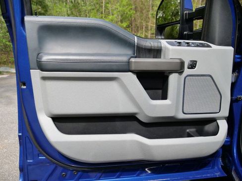 Used 2022 Ford F450 Limited w/ FX4 Off-Road Package image 27