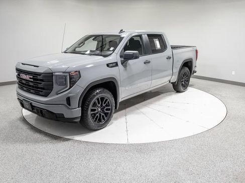 Used 2024 GMC Sierra 1500 Pro w/ Graphite Edition AWD/4WD image 34