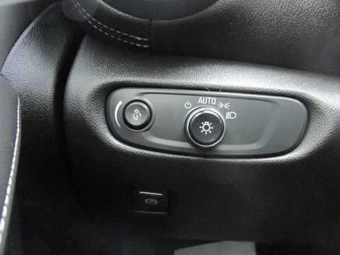 Certified 2023 Chevrolet Blazer LT image 12