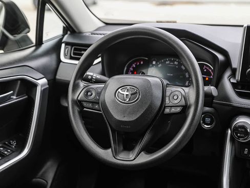Certified 2024 Toyota RAV4 XLE FWD image 40