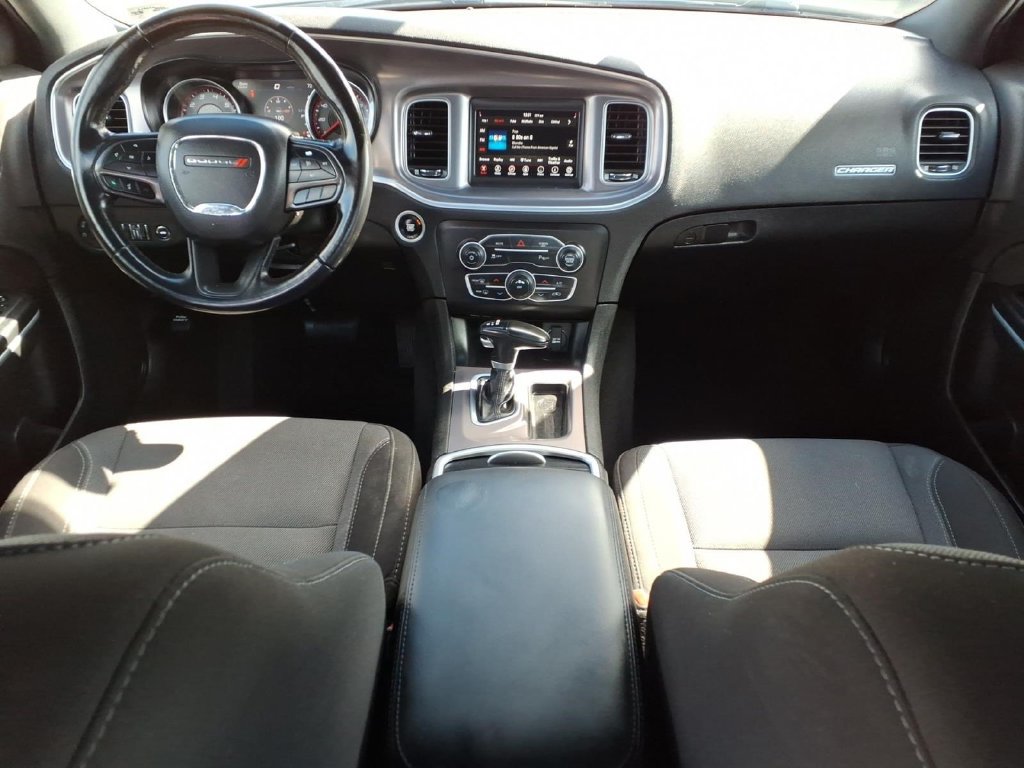 Used 2022 Dodge Charger SXT RWD image 14