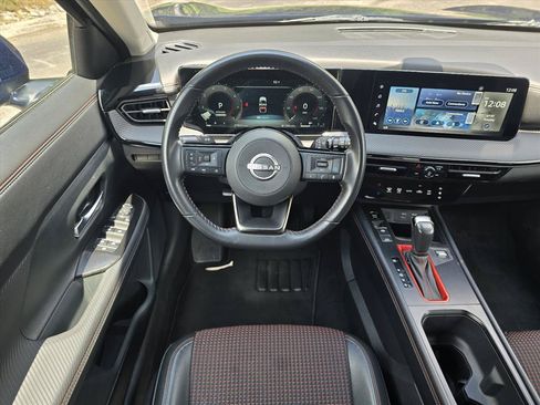 Used 2025 Nissan Kicks SR FWD image 14