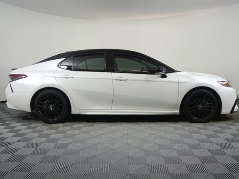 Used 2023 Toyota Camry XSE image 2