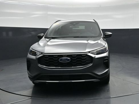Used 2025 Ford Escape ST-Line w/ Tech Pack #1 FWD image 19