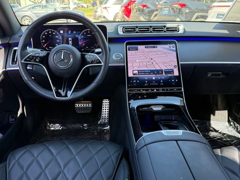 Used 2023 Mercedes-Benz S 580 4MATIC Sedan image 38