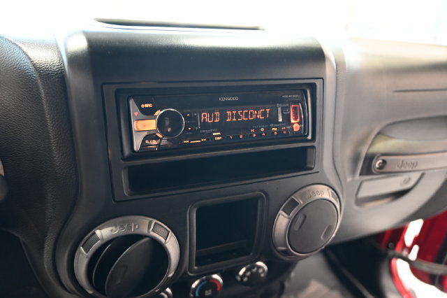 Used 2014 Jeep Wrangler Unlimited Sport AWD/4WD image 16