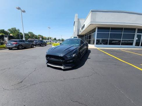 Used 2017 Ford Mustang GT Premium w/ GT Performance Package RWD image 3