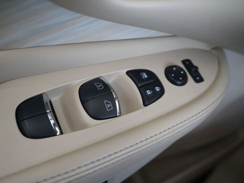 Used 2017 Nissan Murano SL FWD image 27