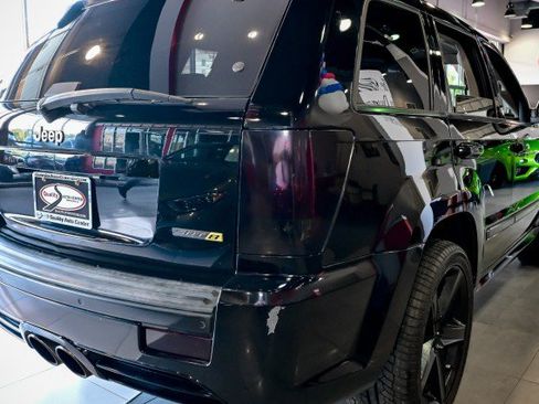 Used 2008 Jeep Grand Cherokee SRT8 w/ SRT Option Group I AWD/4WD image 11