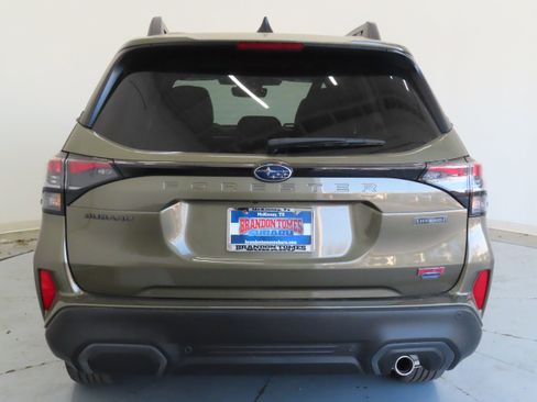 New 2025 Subaru Forester Limited image 5