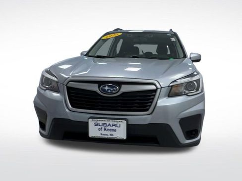 Used 2020 Subaru Forester Premium AWD/4WD image 3