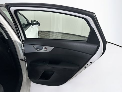 Used 2024 Kia Forte LXS image 28