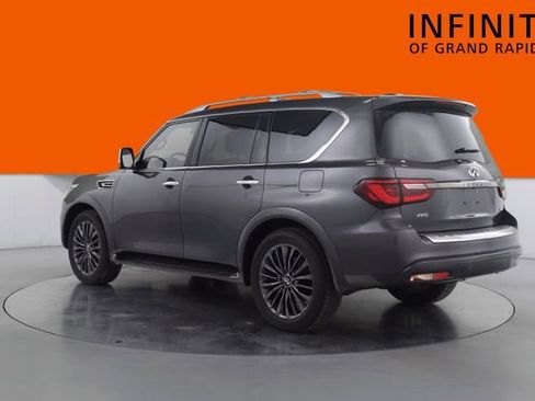 Used 2024 INFINITI QX80 Premium Select image 5