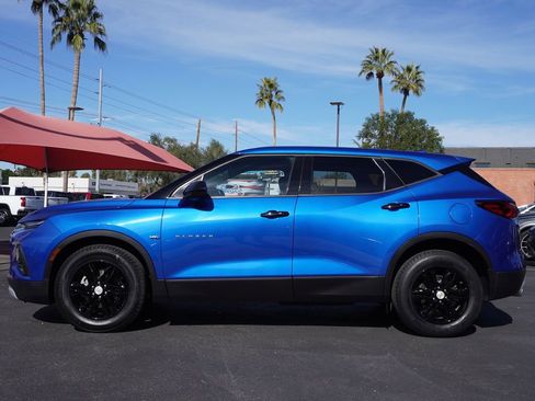 Used 2019 Chevrolet Blazer LT image 2