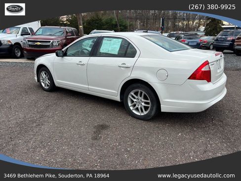 Used 2012 Ford Fusion S image 10